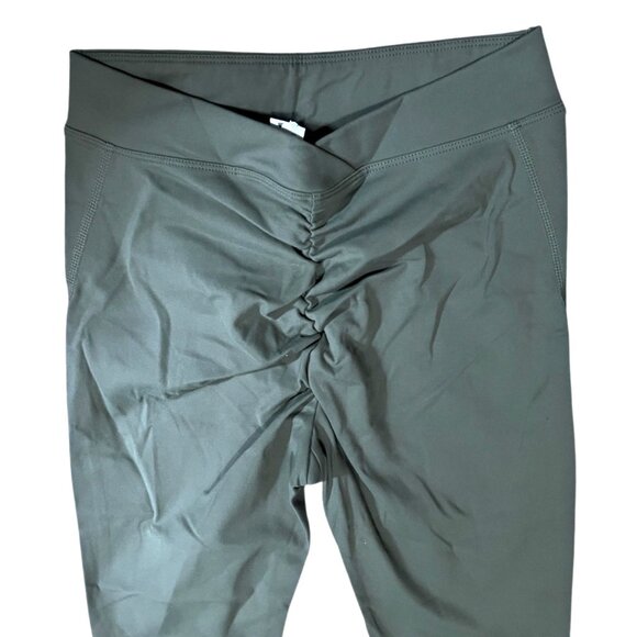 Halara UltraSculpt Crossover V Back Scrunch Butt Leggings Sz XS Pants Green - Picture 2 of 5